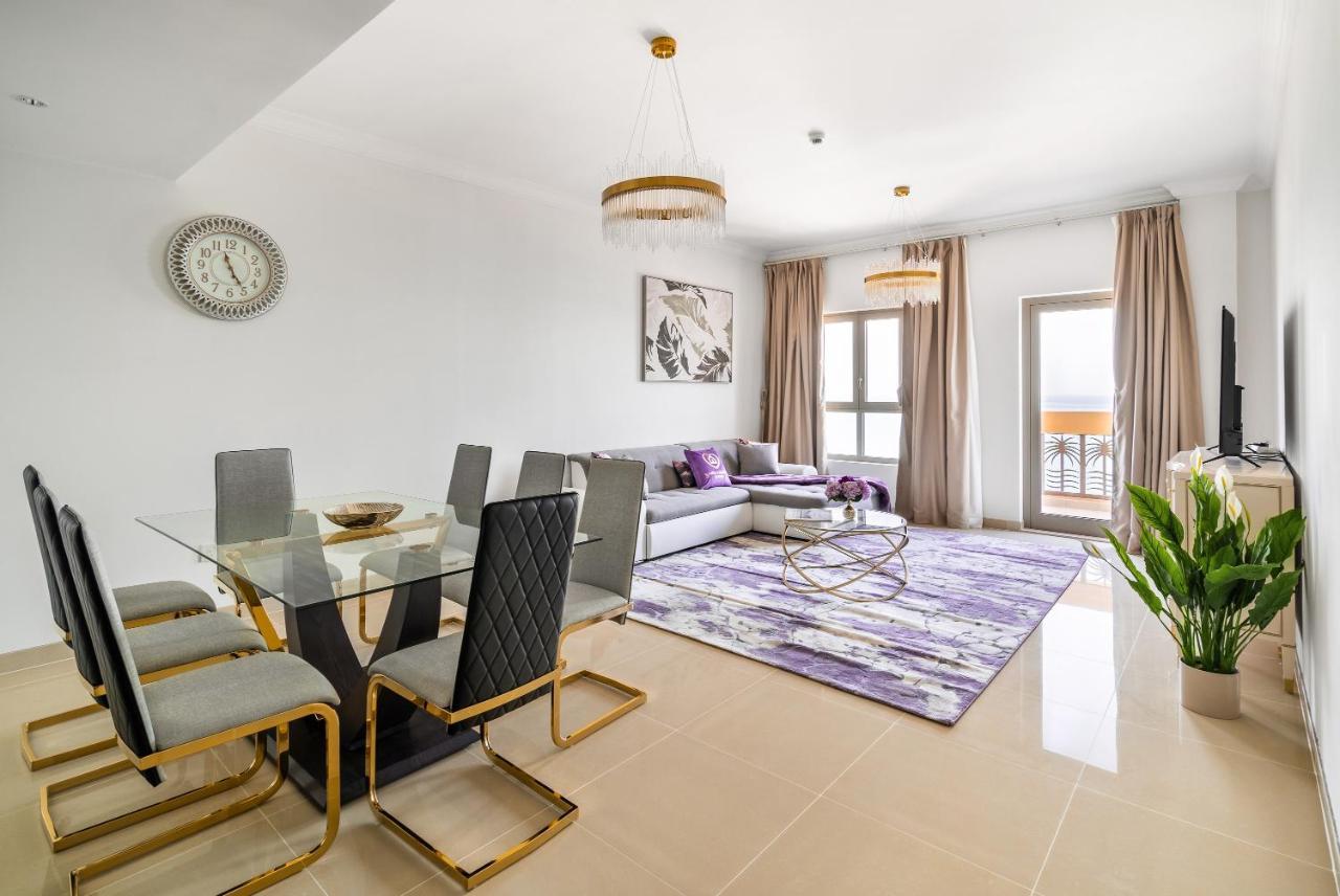 Globalstay At Palm Jumeirah Beachfront Paradise With Pool And Gym دبي