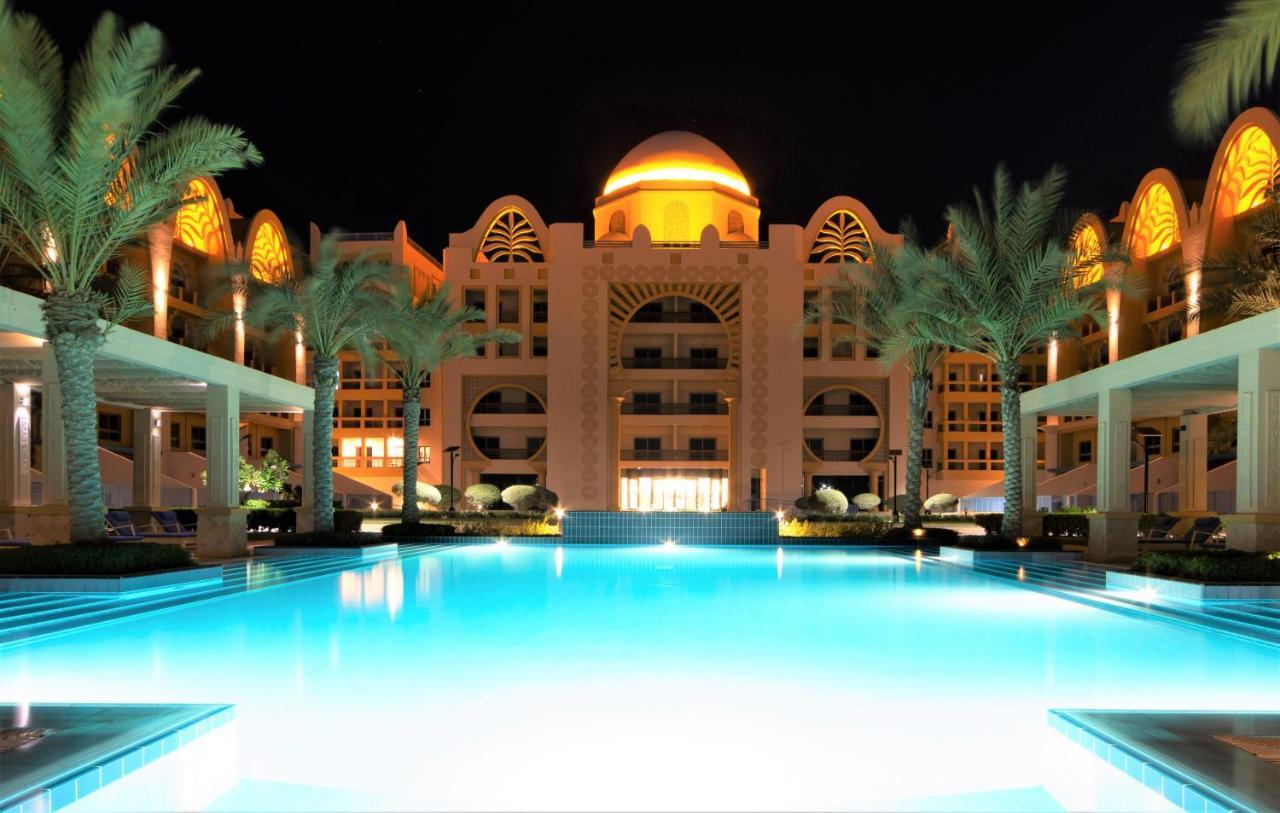 Globalstay At Palm Jumeirah Beachfront Paradise With Pool And Gym شقة *