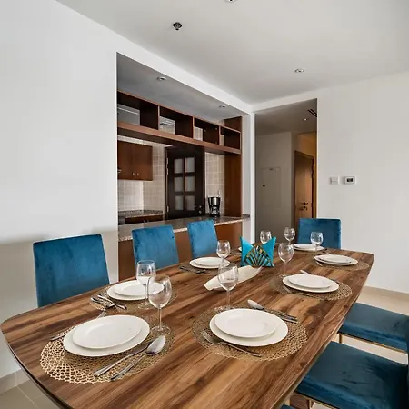 Globalstay At Palm Jumeirah Beachfront Paradise With Pool And Gym Dubai Esterno foto