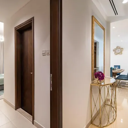 Globalstay At Palm Jumeirah Beachfront Paradise With Pool And Gym Dubai Esterno foto