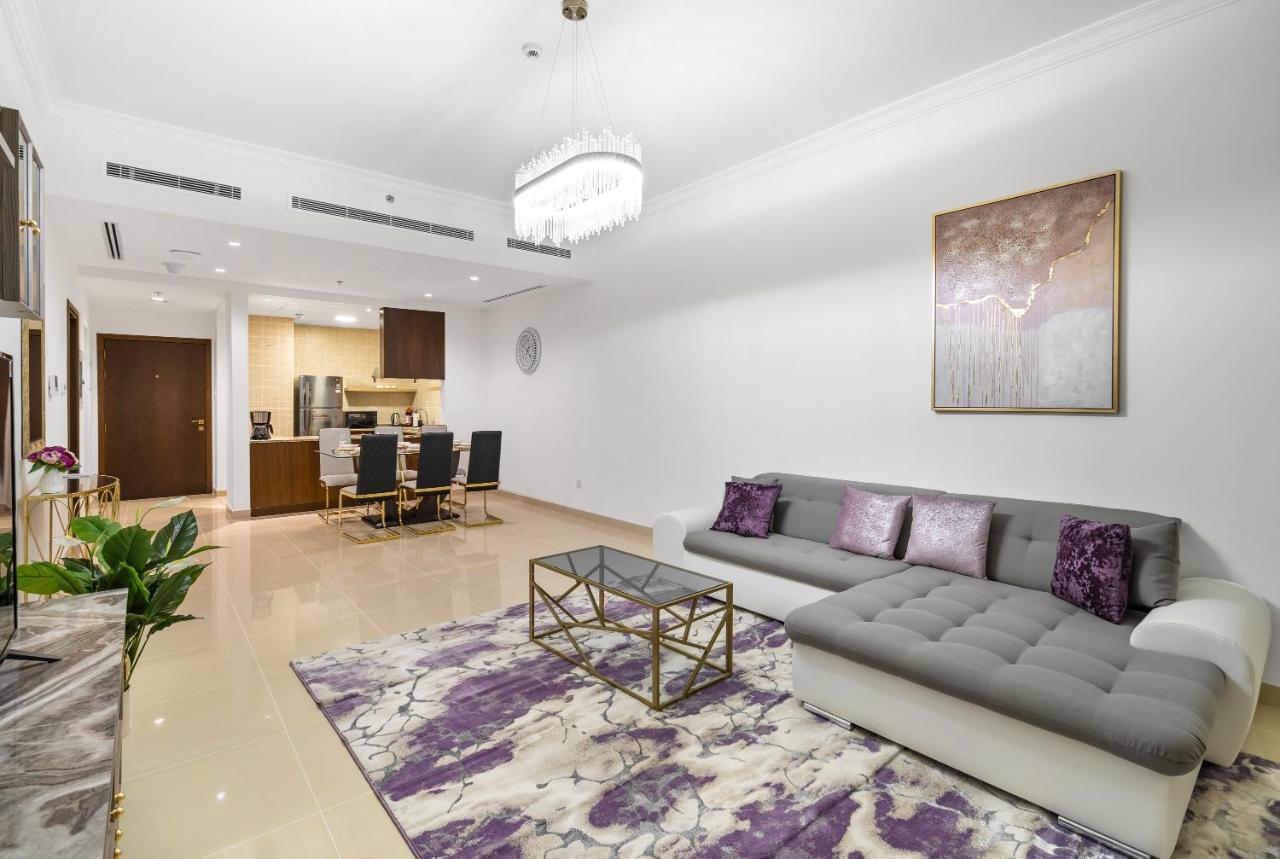 Globalstay At Palm Jumeirah Beachfront Paradise With Pool And Gym Дубай