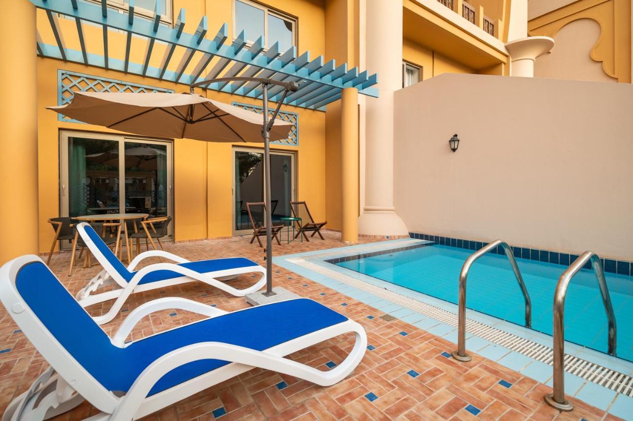 Globalstay At Palm Jumeirah Beachfront Paradise With Pool And Gym * Дубай